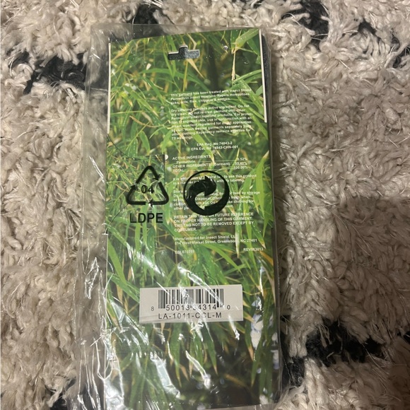 Gray Athletic Socks for Ultimate Comfort - Picture 2 of 2